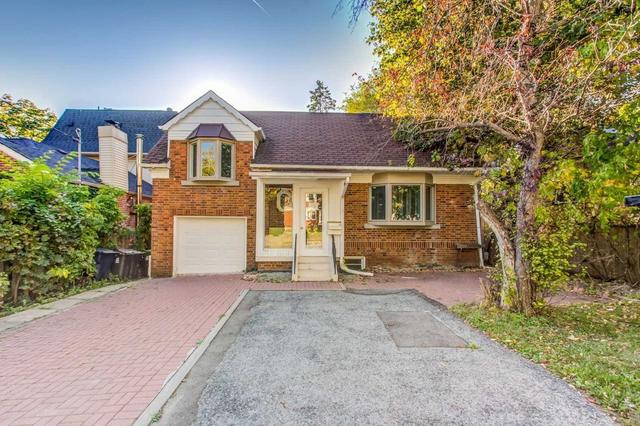204 Willowdale Ave, House detached with 3 bedrooms, 4 bathrooms and 3 parking in Toronto ON | Image 1