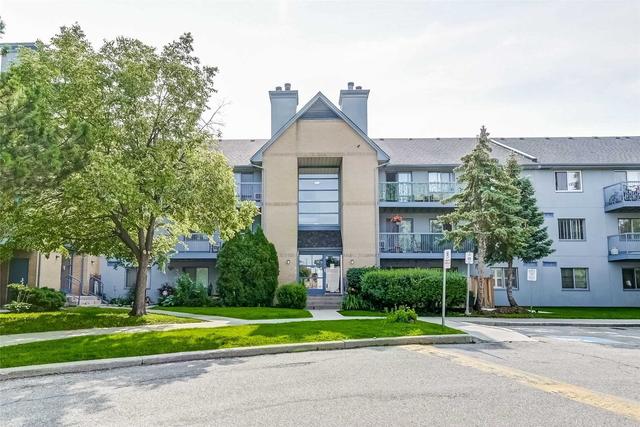 423 - 65 Trailwood Dr, Condo with 2 bedrooms, 2 bathrooms and 1 parking in Mississauga ON | Image 1