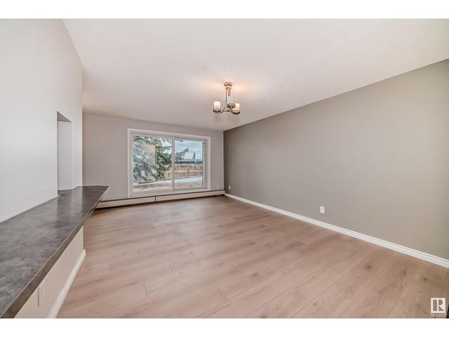 113 - 5125 Riverbend Rd Nw, Condo with 3 bedrooms, 2 bathrooms and 2 parking in Edmonton AB | Image 11