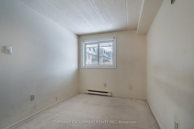 85 - 53 Taunton Rd E, Townhouse with 3 bedrooms, 2 bathrooms and 1 parking in Oshawa ON | Image 11