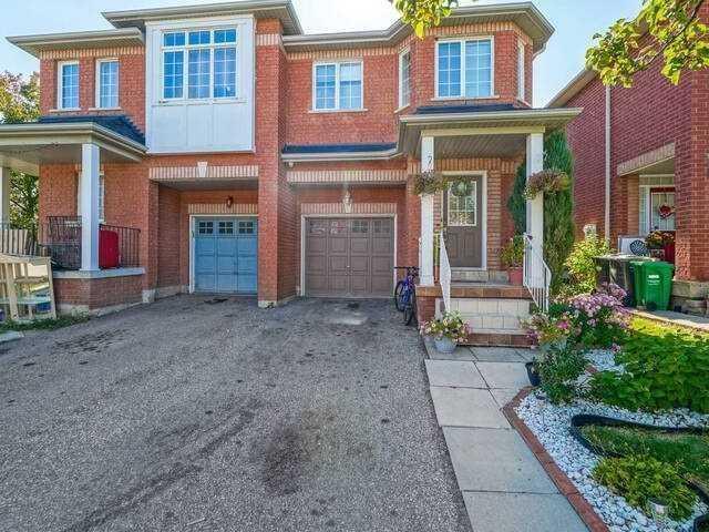 18 Woodhaven Dr, House semidetached with 3 bedrooms, 4 bathrooms and 3 parking in Brampton ON | Image 1