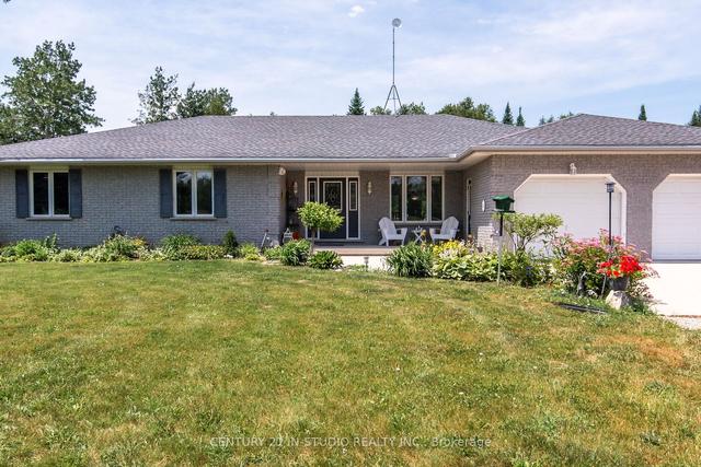 193416 Sideroad 30 Ndr, House detached with 3 bedrooms, 3 bathrooms and 12 parking in West Grey ON | Image 2