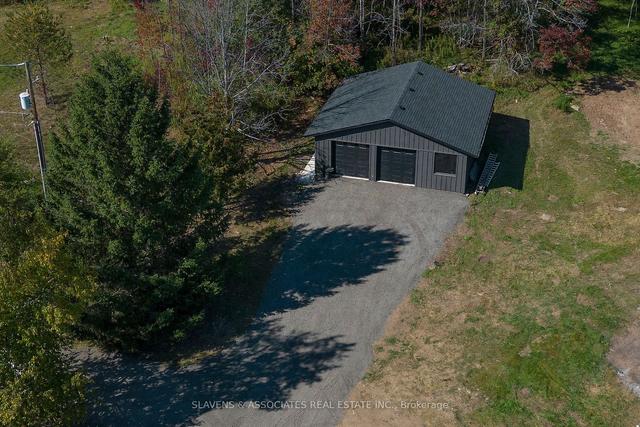 707585 County Rd 21 Rd, House detached with 2 bedrooms, 4 bathrooms and 12 parking in Mulmur ON | Image 10