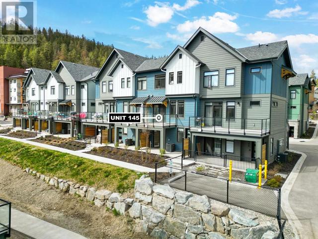 145 - 1435 Cara Glen Court, House attached with 3 bedrooms, 2 bathrooms and 4 parking in Kelowna BC | Image 1