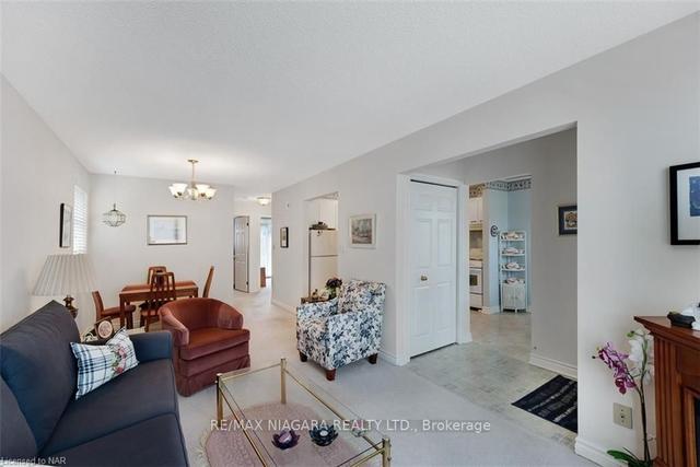 11 - 226 Vansickle Rd, Townhouse with 2 bedrooms, 1 bathrooms and 1 parking in St. Catharines ON | Image 4