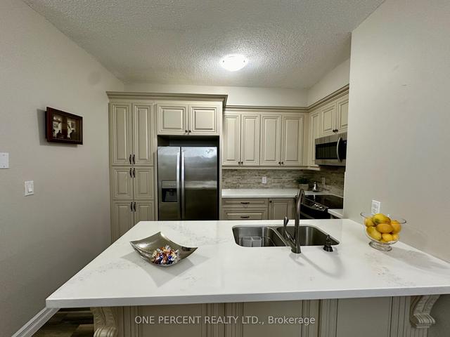 901 - 1359 Rathburn Rd E, Condo with 1 bedrooms, 1 bathrooms and 1 parking in Mississauga ON | Image 8