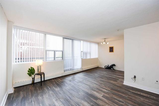 514 - 2121 Roche Crt, Condo with 3 bedrooms, 2 bathrooms and 1 parking in Mississauga ON | Image 29