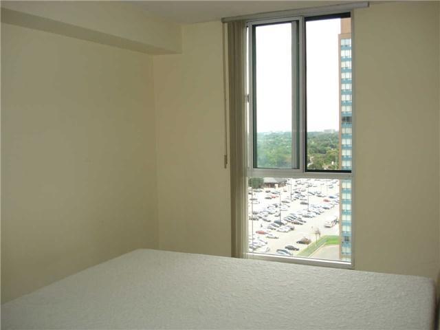 1516 - 155 Hillcrest Ave, Condo with 1 bedrooms, 1 bathrooms and 1 parking in Mississauga ON | Image 8
