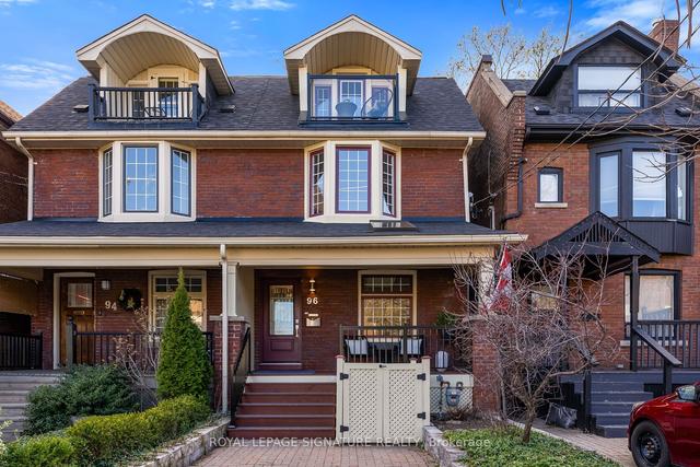 96 Jackman Ave, House semidetached with 4 bedrooms, 3 bathrooms and 1 parking in Toronto ON | Image 1