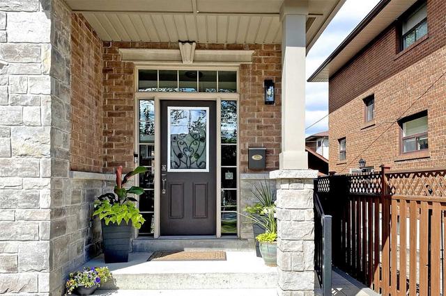 20b Lunness Rd, House semidetached with 4 bedrooms, 4 bathrooms and 3 parking in Toronto ON | Image 12