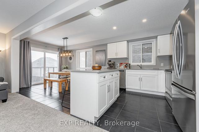 65 Keating St, House detached with 3 bedrooms, 3 bathrooms and 3 parking in Guelph ON | Image 6