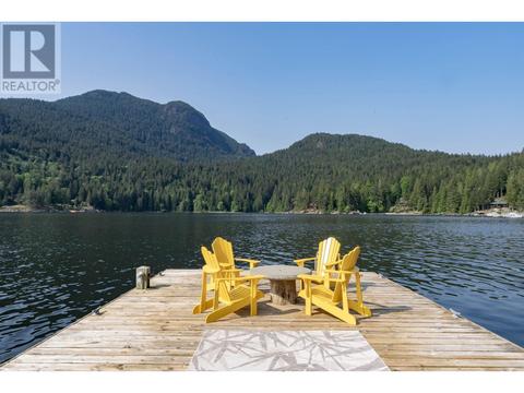 lot 1&2 West Bay Landing, House detached with 2 bedrooms, 2 bathrooms and null parking in Sunshine Coast F BC | Card Image