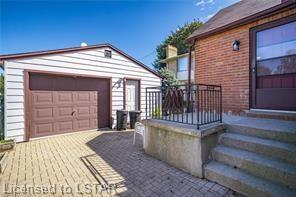 382 Spruce Street, House detached with 4 bedrooms, 1 bathrooms and 7 parking in London ON | Image 3