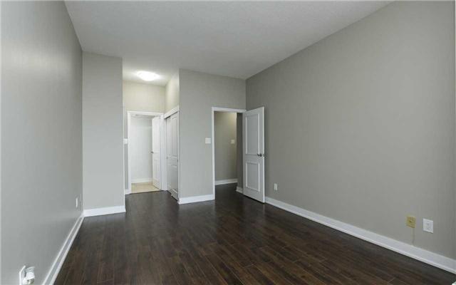 Uph110 - 550 Webb Dr, Condo with 2 bedrooms, 2 bathrooms and 2 parking in Mississauga ON | Image 13