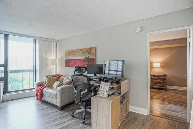 1315 - 50 Mississauga Valley Blvd, Condo with 2 bedrooms, 2 bathrooms and 1 parking in Mississauga ON | Image 9