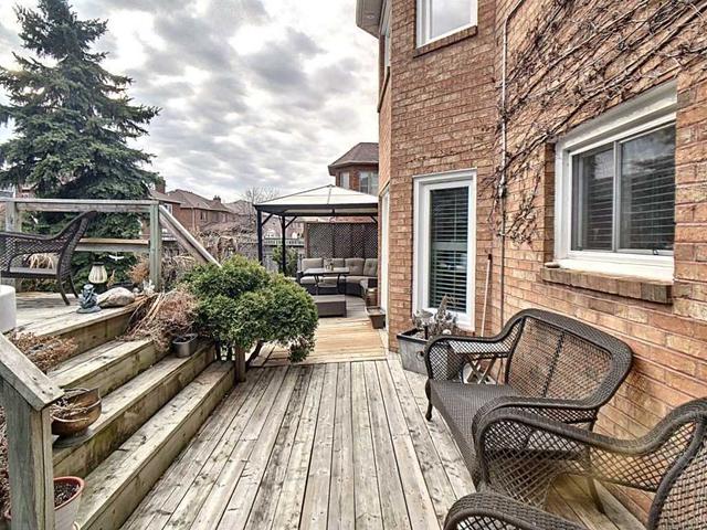 63 Leeward Dr, House detached with 4 bedrooms, 3 bathrooms and 4 parking in Brampton ON | Image 18