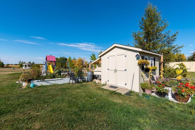 5301 50 Street, House detached with 5 bedrooms, 3 bathrooms and 3 parking in Vermilion River County AB | Image 12