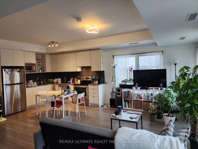 217 - 155 Downsview Park Blvd, Townhouse with 3 bedrooms, 3 bathrooms and 1 parking in Toronto ON | Image 8