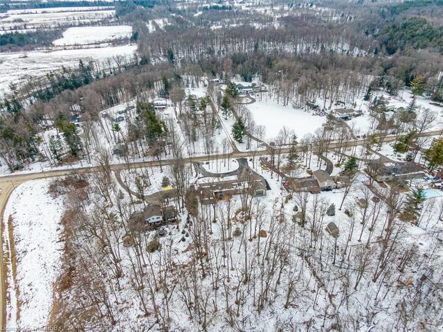 11795 Sixth Line, House detached with 3 bedrooms, 2 bathrooms and 26 parking in Halton Hills ON | Image 50