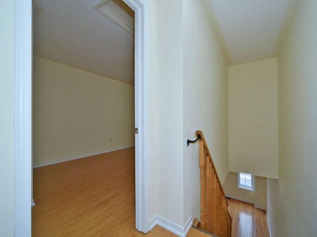 26 Ted Wray Circ, House attached with 3 bedrooms, 3 bathrooms and 2 parking in Toronto ON | Image 25