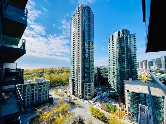 279 - 209 Fort York Blvd, Condo with 2 bedrooms, 2 bathrooms and 1 parking in Toronto ON | Image 4