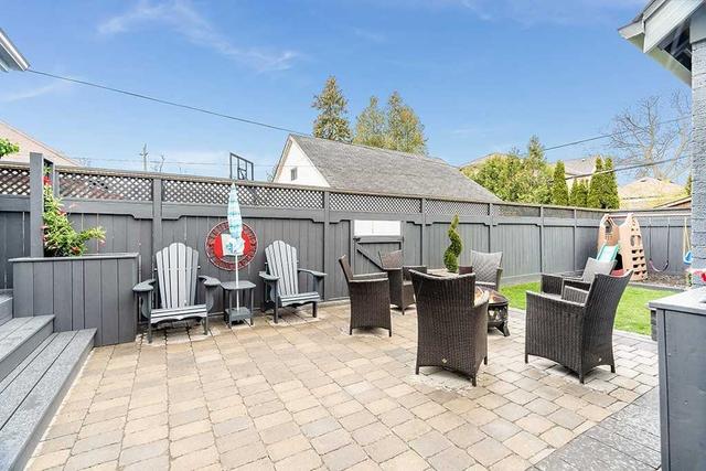 4 Vanbrugh Ave, House detached with 3 bedrooms, 3 bathrooms and 6 parking in Toronto ON | Image 18