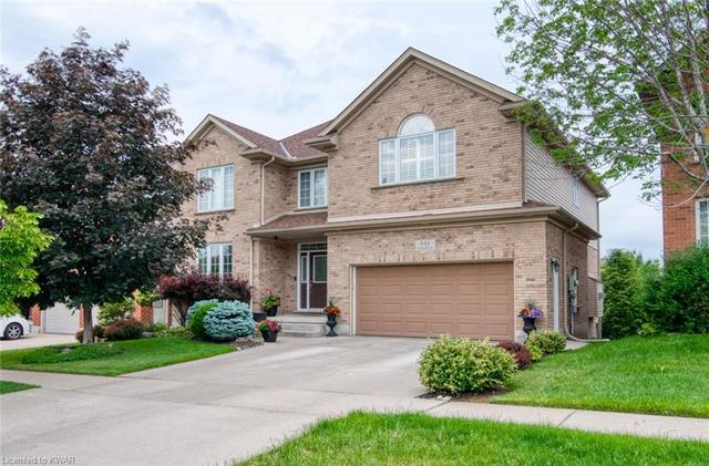 846 Creekside Drive, House detached with 5 bedrooms, 3 bathrooms and 4 parking in Waterloo ON | Image 1