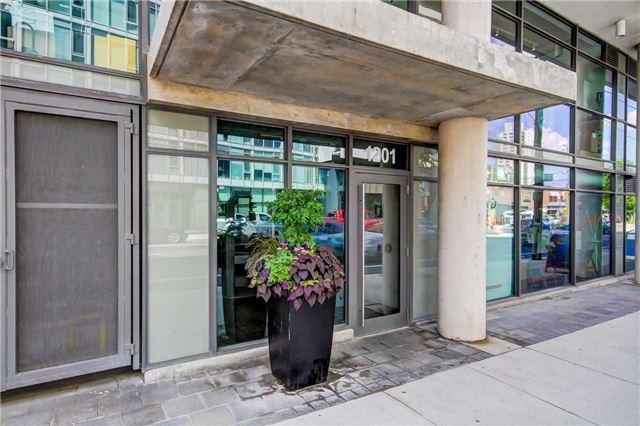 405 - 1201 Dundas St E, Condo with 1 bedrooms, 1 bathrooms and null parking in Toronto ON | Image 2