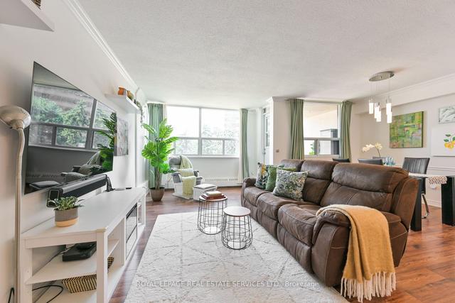 214 - 451 The West Mall, Condo with 2 bedrooms, 1 bathrooms and 1 parking in Toronto ON | Image 5