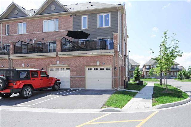 145 Lewis Honey Dr, Townhouse with 2 bedrooms, 3 bathrooms and 1 parking in Aurora ON | Image 16