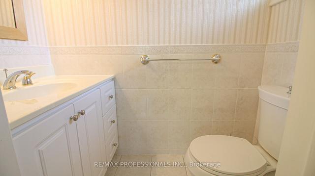 18 Oldham Rd, House detached with 3 bedrooms, 3 bathrooms and 6 parking in Toronto ON | Image 29