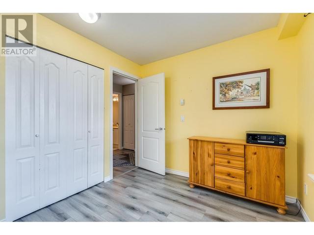 409 22230 North Avenue, Condo with 2 bedrooms, 2 bathrooms and 1 parking in Maple Ridge BC | Image 20