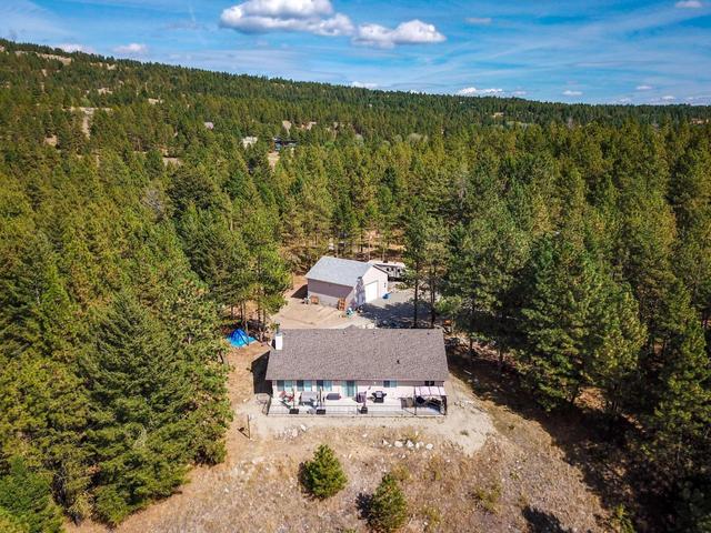 185 Peregrine Court, House detached with 2 bedrooms, 2 bathrooms and 3 parking in Okanagan Similkameen A BC | Image 4