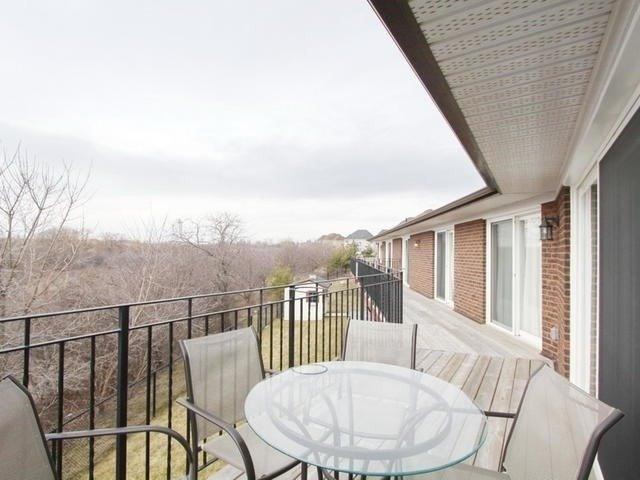 97 Latania Blvd, House detached with 3 bedrooms, 3 bathrooms and 15 parking in Brampton ON | Image 6