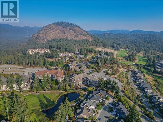 220 - 1325 Bear Mountain Pkwy, Condo with 2 bedrooms, 2 bathrooms and 1 parking in Langford BC | Image 45