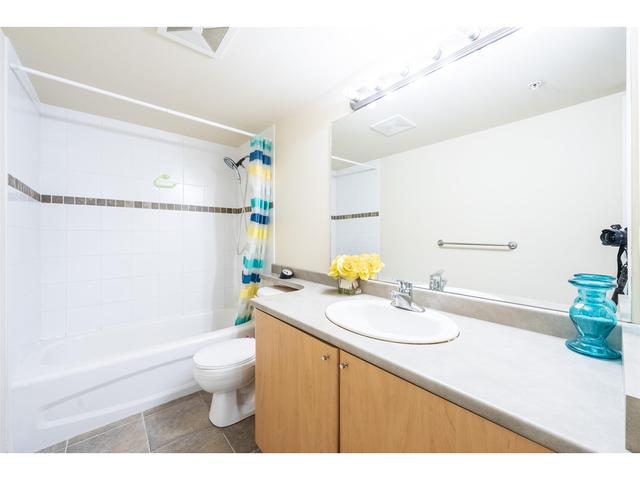 302 - 14877 100 Avenue, Condo with 3 bedrooms, 2 bathrooms and 2 parking in Surrey BC | Image 27