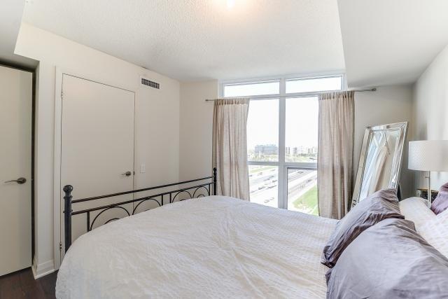 1110 - 5 Valhalla Inn Rd, Condo with 1 bedrooms, 1 bathrooms and 1 parking in Toronto ON | Image 9