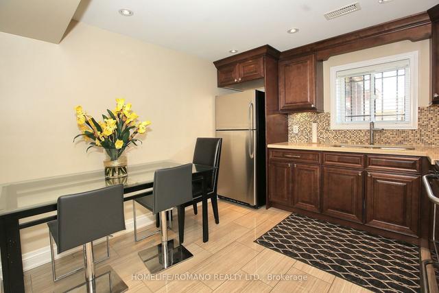 566 Mcroberts Ave, House detached with 3 bedrooms, 4 bathrooms and 4 parking in Toronto ON | Image 24