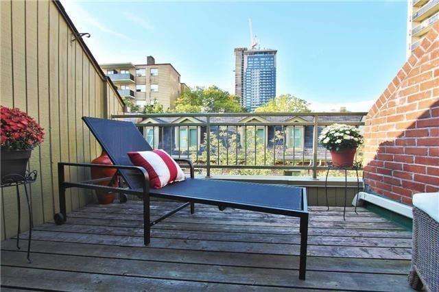 Th 3 - 38 Earl St, Condo with 2 bedrooms, 3 bathrooms and 1 parking in Toronto ON | Image 16