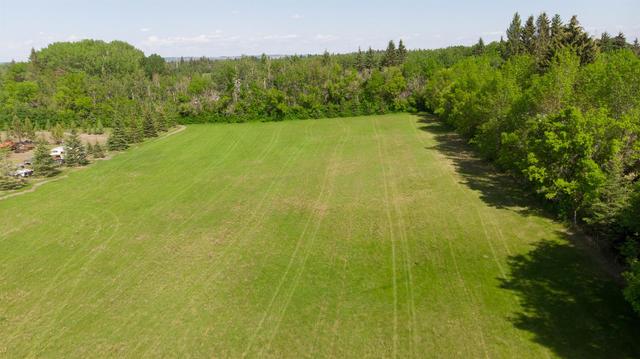 38052 Range Road 275, House detached with 5 bedrooms, 2 bathrooms and 4 parking in Red Deer County AB | Image 22