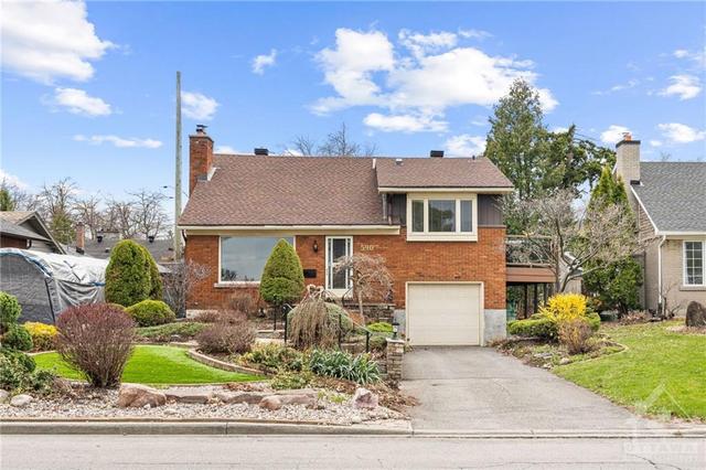 590 Coronation Avenue, House detached with 3 bedrooms, 2 bathrooms and 3 parking in Ottawa ON | Image 1