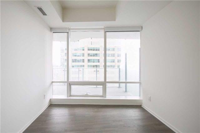 2110 - 1 Bloor St E, Condo with 2 bedrooms, 2 bathrooms and null parking in Toronto ON | Image 3