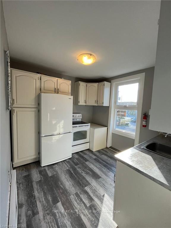 upper - 259 Clarence St, Townhouse with 2 bedrooms, 1 bathrooms and 1 parking in London ON | Image 6