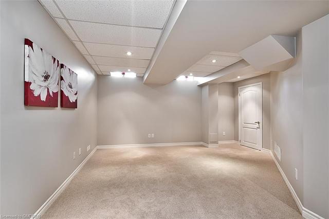 2185 Baronwood Drive, House attached with 3 bedrooms, 1 bathrooms and 2 parking in Oakville ON | Image 19