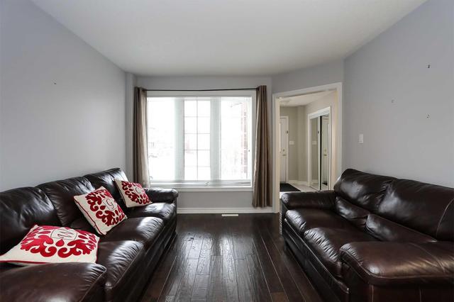 83 Cloughley Dr, House detached with 4 bedrooms, 4 bathrooms and 2 parking in Barrie ON | Image 7