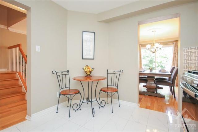 6354 Sablewood Place, Townhouse with 3 bedrooms, 3 bathrooms and 3 parking in Ottawa ON | Image 13