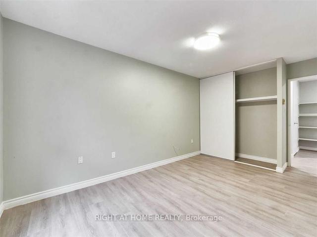 1102 - 100 Mornelle Crt, Townhouse with 5 bedrooms, 3 bathrooms and 2 parking in Toronto ON | Image 5