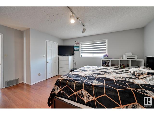 3828 41 St Nw, House detached with 5 bedrooms, 3 bathrooms and null parking in Edmonton AB | Image 14