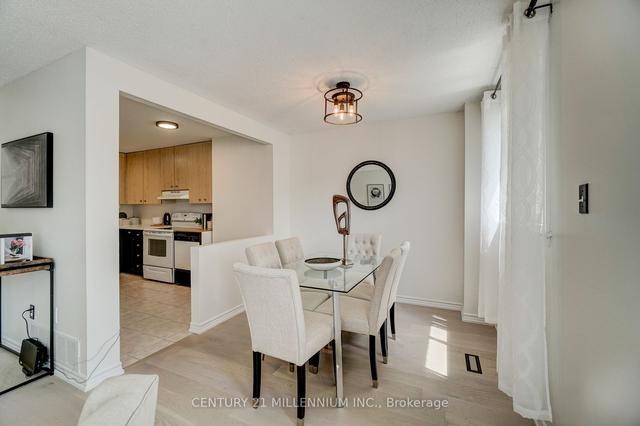 123 - 215 Mississauga Valley Blvd, Townhouse with 3 bedrooms, 2 bathrooms and 2 parking in Mississauga ON | Image 4