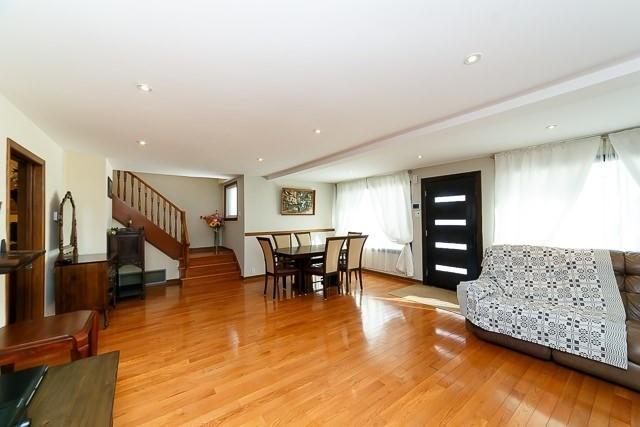 196 Lake Promenade, House detached with 3 bedrooms, 3 bathrooms and 2 parking in Toronto ON | Image 38